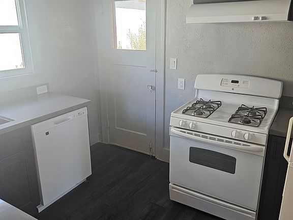 4th image of 4138 Webster St APT 7