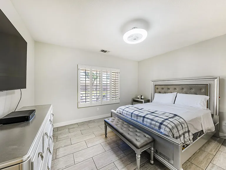 39676 Somerset Ave — Photo 22