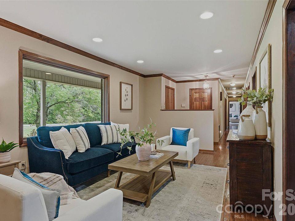 1st image of 5303 Rogers Rd