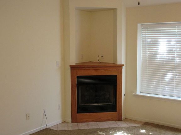 3rd image of 5001 Carrieridge Dr