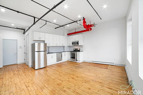 Rented by Mirador Real Estate | media 11