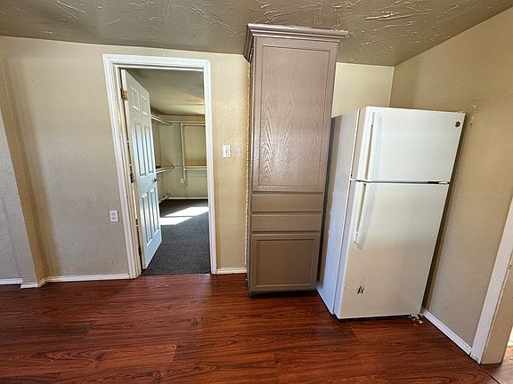 5th image of 422 S Lincoln Ave