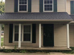 608 S Duncan Rd, Champaign, IL 61821