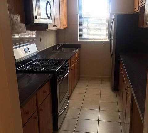 5th image of 34 Elk St APT 2D