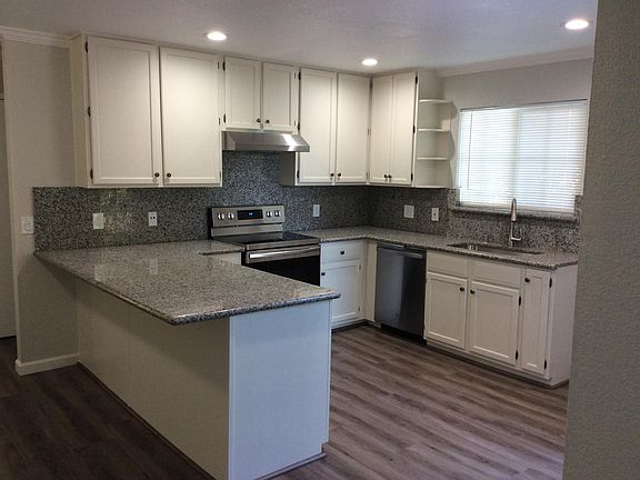 2nd image of 7752 Thornton Ave APT B