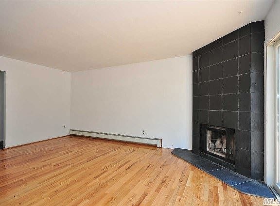 5th image of 69 Terrace Dr