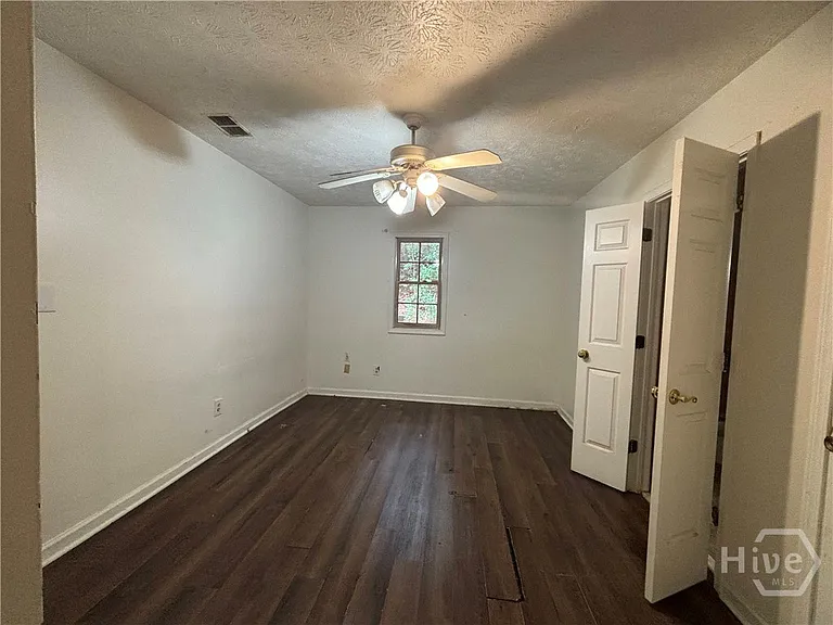 151 Loblolly Dr — Photo 7