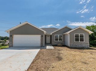 2012 S Oriole Ct, Ozark, MO 65721