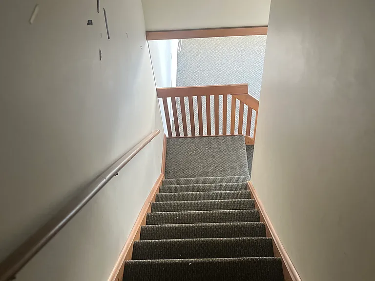 34 Monroe Ave #2 — Photo 10