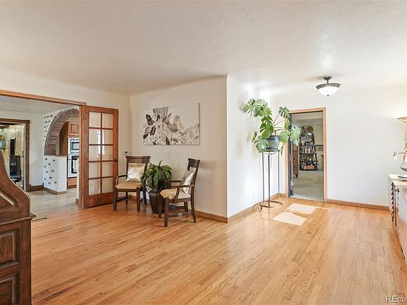 4th image of 450 Garland Street