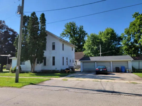 1401 East 2nd Avenue, Brodhead, WI 53520