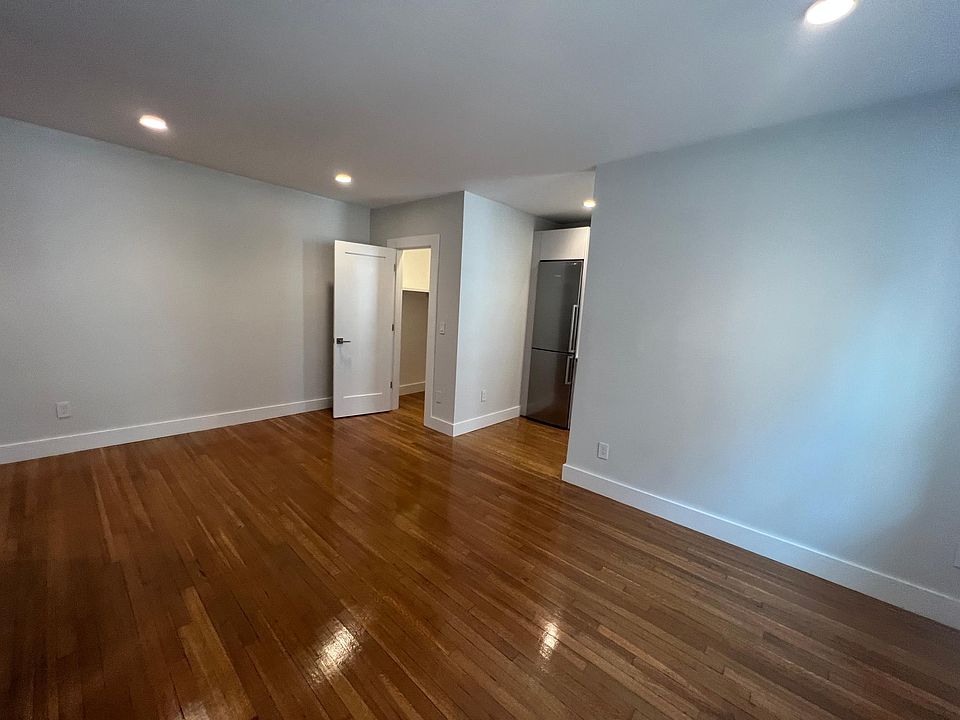 134 Highland Ave Somerville, MA | Zillow