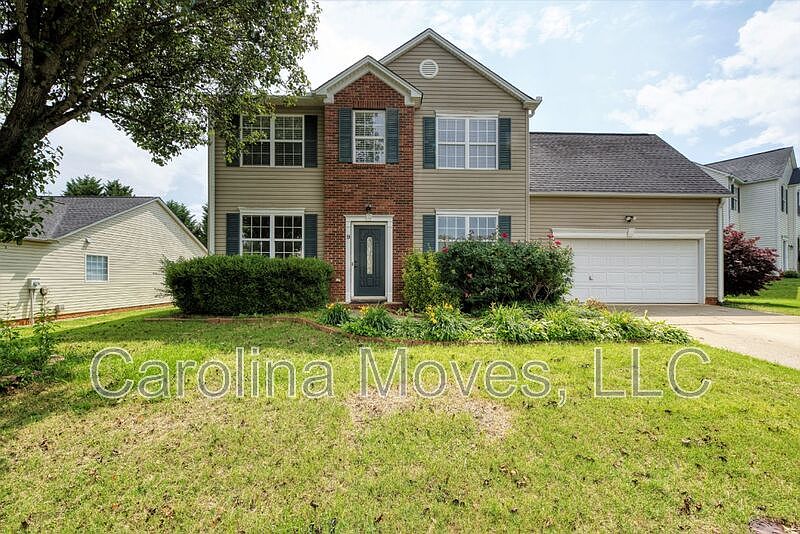 1st image of 9 Blossom Park Ct
