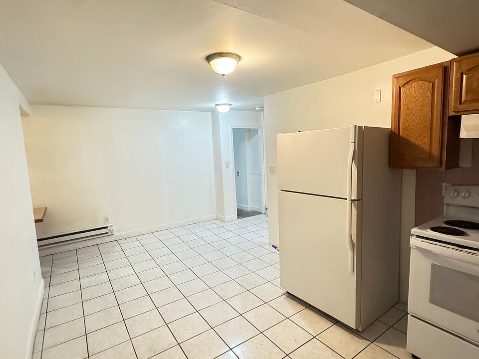 1st image of 299 Water St Floor 1