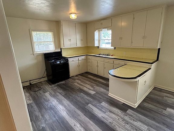 4th image of 812 N Erskine St