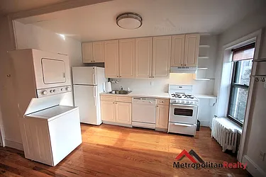 Rented by Metropolitan Realty