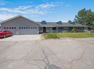 304 Oakshire Dr, Spring Creek, NV 89815