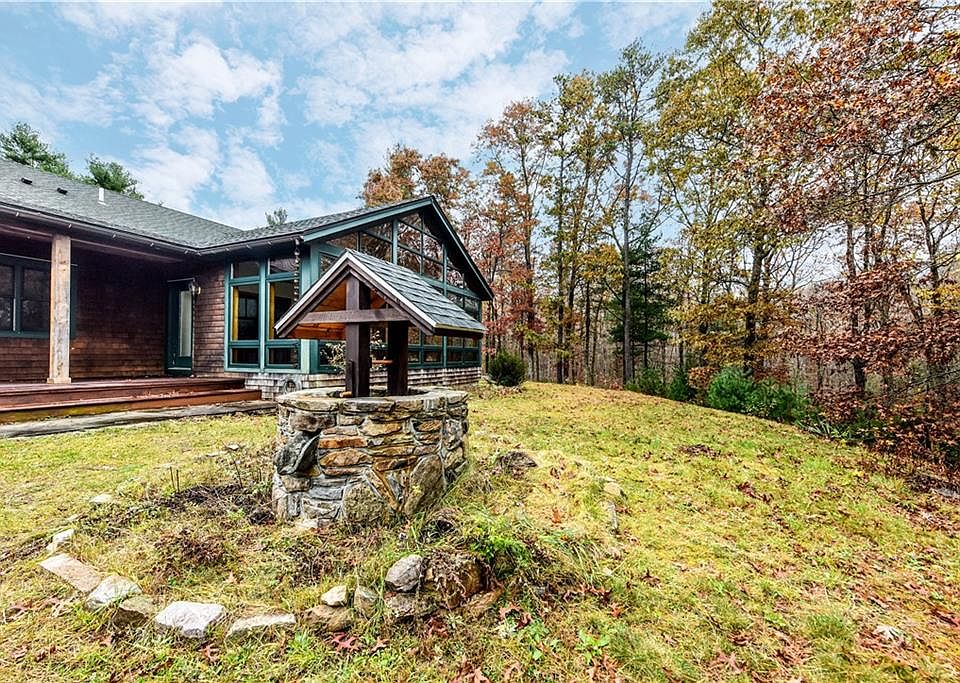 5800 Flat River Rd, Coventry, RI 02827 Zillow