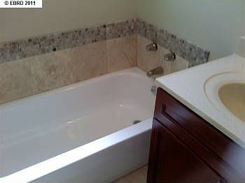4th image of 2942 Mullens Dr
