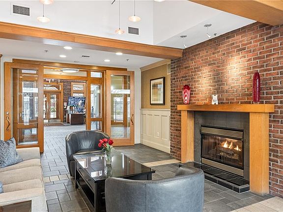 5th image of 1000 Providence Pl APT 303