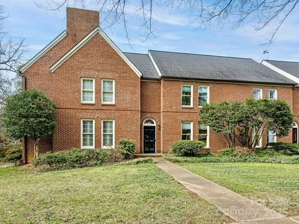 2031 Queens Rd W, Charlotte, NC 28207