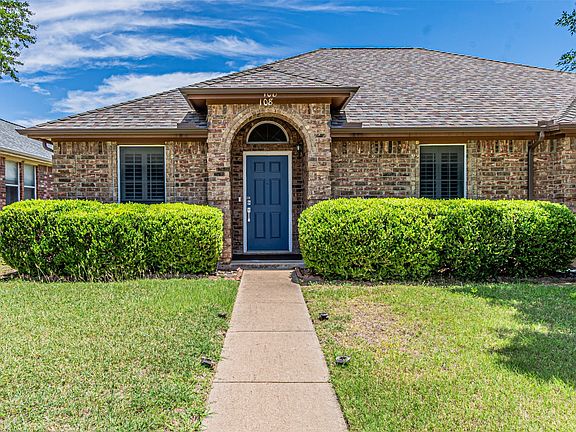 3rd image of 108 Oak Hollow Ln