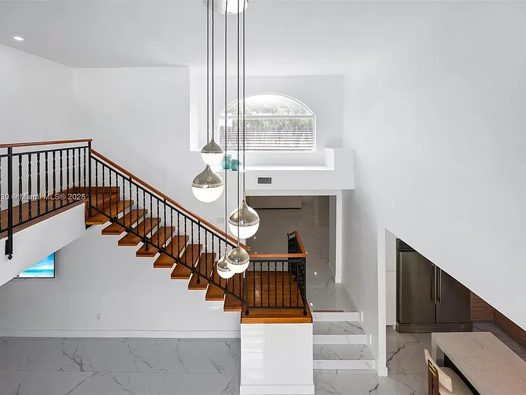 1651 SW 13th Ave — Photo 16