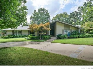 2986 E 69th St S, Tulsa, OK 74136