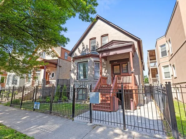 1654 N Harding Ave, Chicago, IL 60647