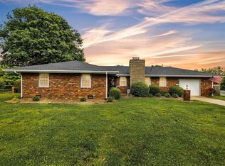 520 Paradise St, Greenville, KY 42345