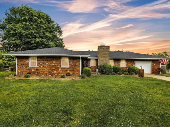 520 Paradise St, Greenville, KY 42345
