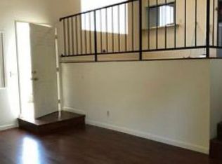 704 Green Ln, Redondo Beach, CA 90278