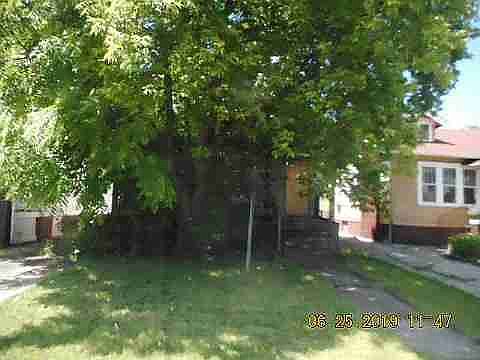 8703 Colfax
