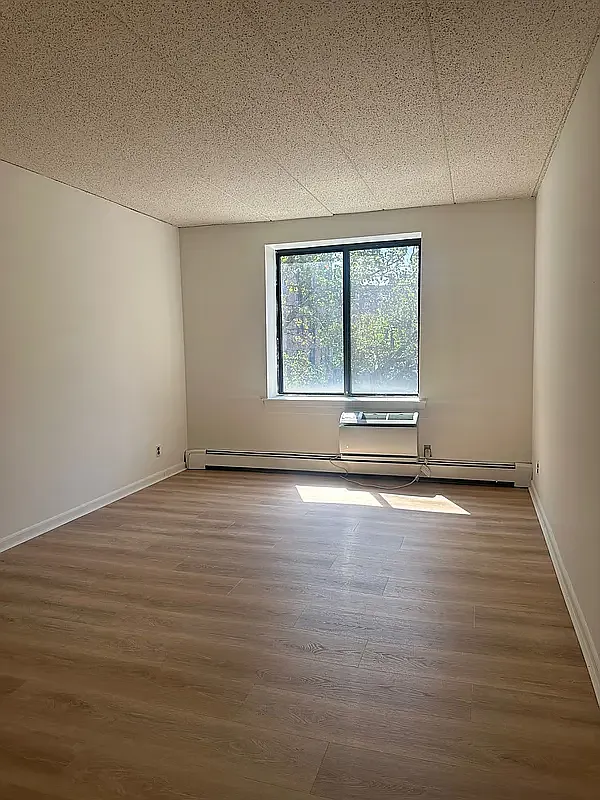 66-23 Austin Street — Photo 3