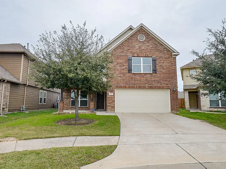 21610 Yeaney Dr — Photo 2