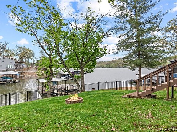 3rd image of 15221 Fleener Dr