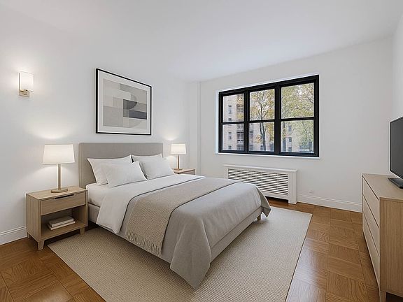 3rd image of 165 E 35th St APT 9F