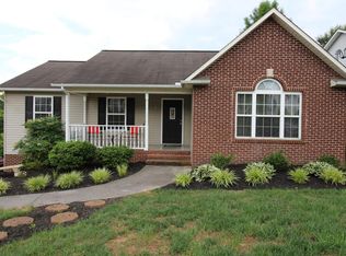4930 Savage Ln, Knoxville, TN 37938