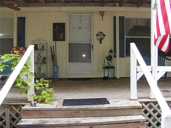 4th image of 417 N Seeley Ave W