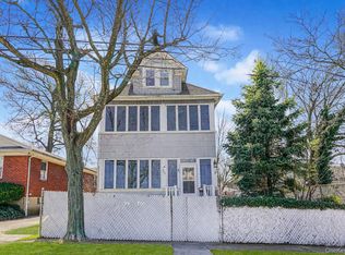 202 Dixon Avenue, Staten Island, NY 10303