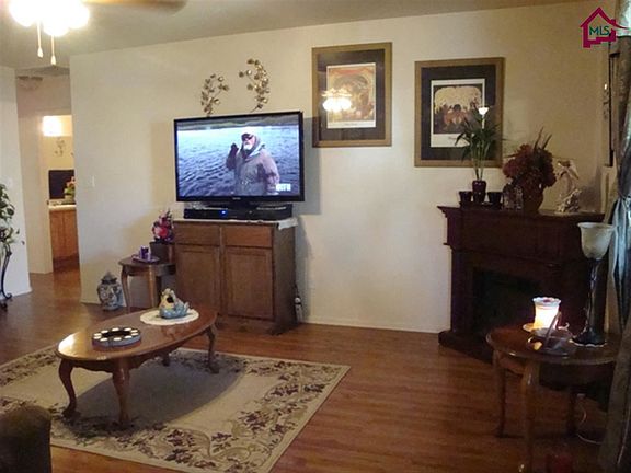 4th image of 5707 Pecan Ln