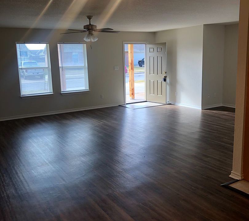 1st image of 309 Kathy Ln