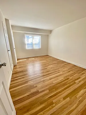 Sold by Remax Edge | media 9