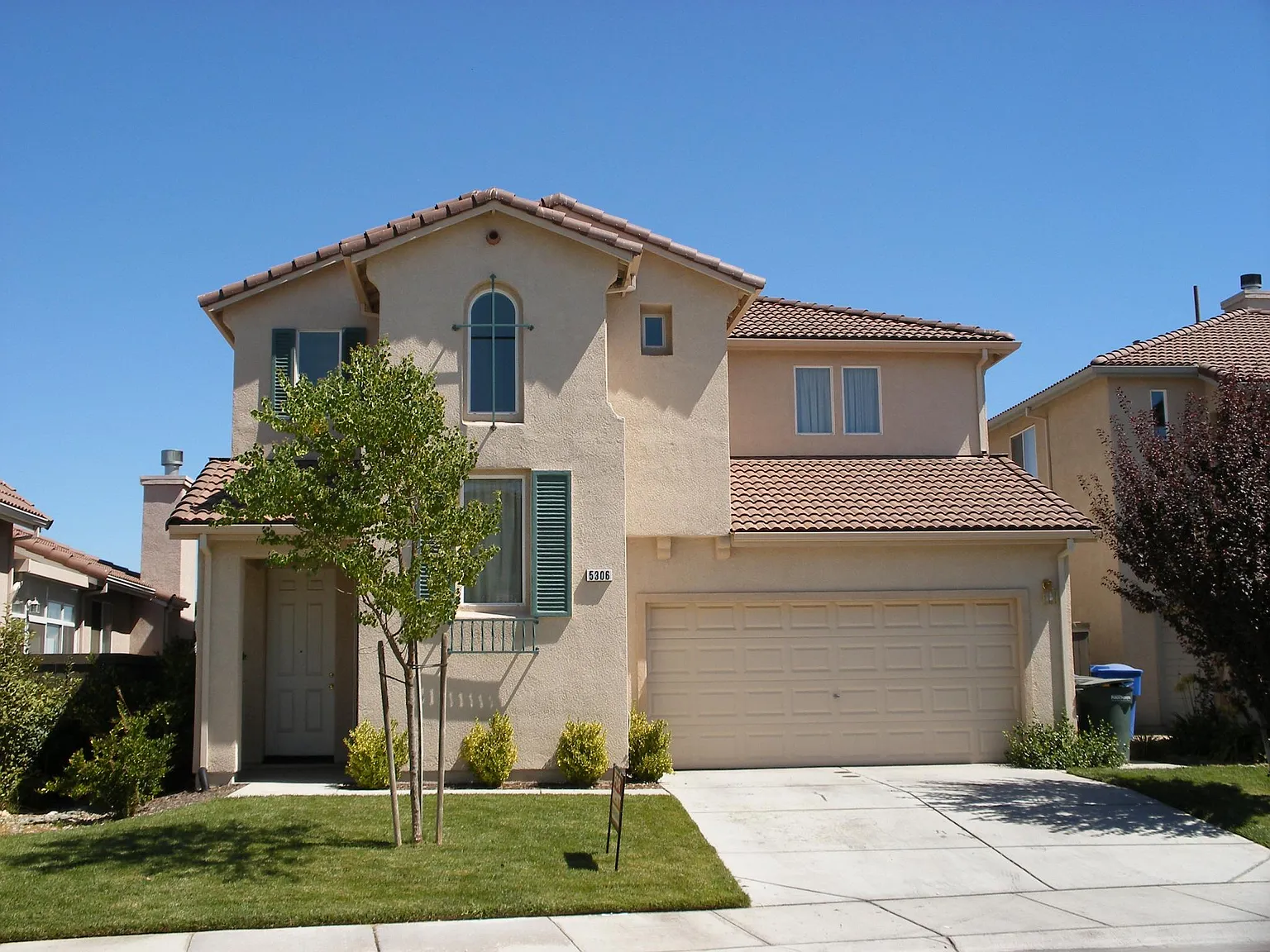 5306 Janero Way photo 1