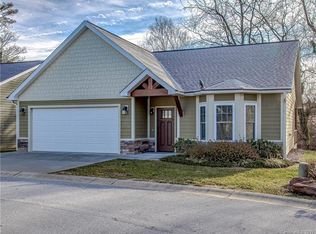 27 Kaylor Dr, Arden, NC 28704