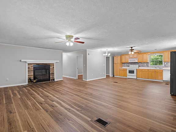 5th image of 441 Cohutta Beaverdale Rd