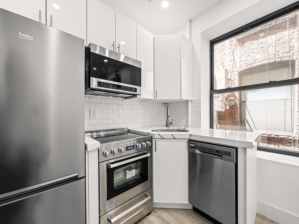 2nd image of 248 Broome St #8N