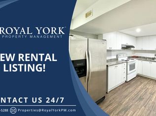 141 Whitwell Dr #2, Brampton, ON L6P1L2