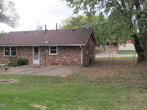 5th image of 807 Arlington Ave