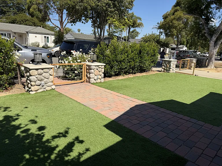 2020 Continental Ave — Photo 9